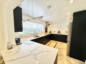 Photo 21- click for photo gallery